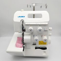 JUKI MO-
654DE serger!