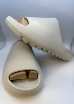 YZY  YS-01 Cream Size 13