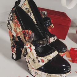 Pin Up Mary Jane Platform Wedges Fabric Gold Shimmer Size EU 38: US Women's 7 to 7.5