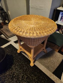New Straw Bamboo Table  22×22