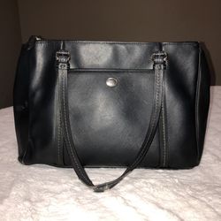 Authentic Coach Peyton Leather Double zip handbag
