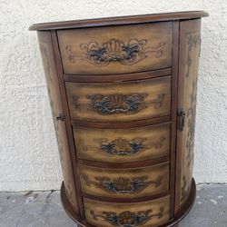 Cabinet/ Jewelry cabinet