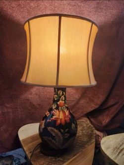1 Vintage Oriental Lamps