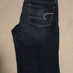 Women's Size 8 American Eagle Jeans 