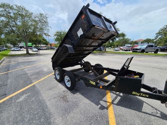 5x10 "2017" dump Trailer, has some rust, but still functional 💯, no oil leak,clean documentation in hand ✋️ READ DESCRIPTION FIRST, LEA PRIMERO.