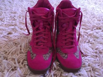 Womens coach shoes size 10