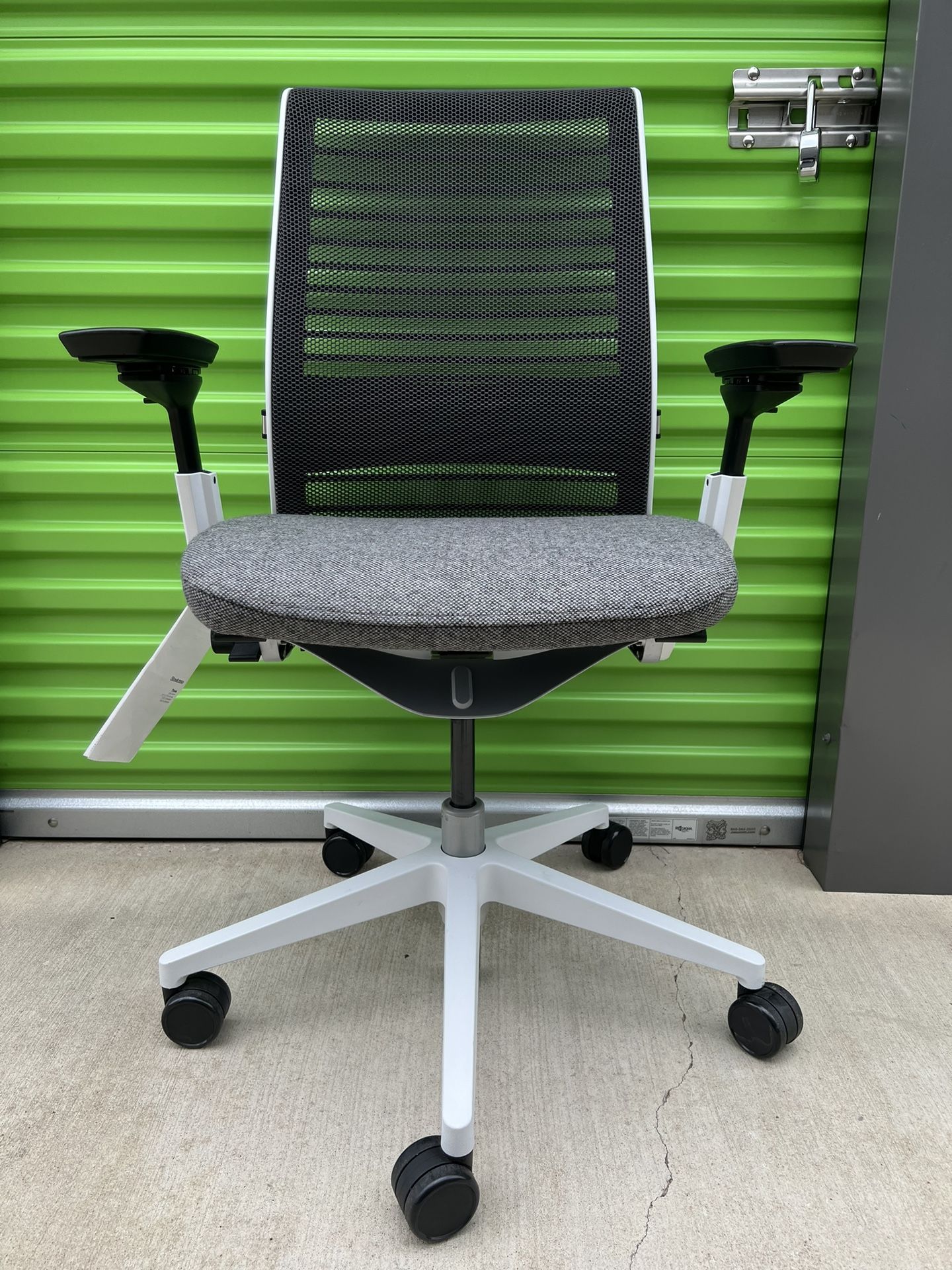 Brand New Steelcase Think V2 Office chair 