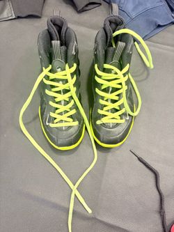 Boys Nikes
