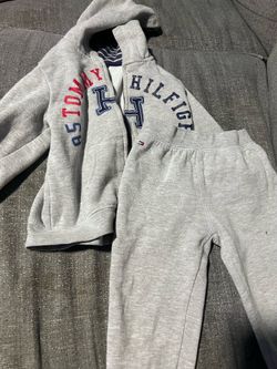 Tommy Hilfiger suit Size 2t