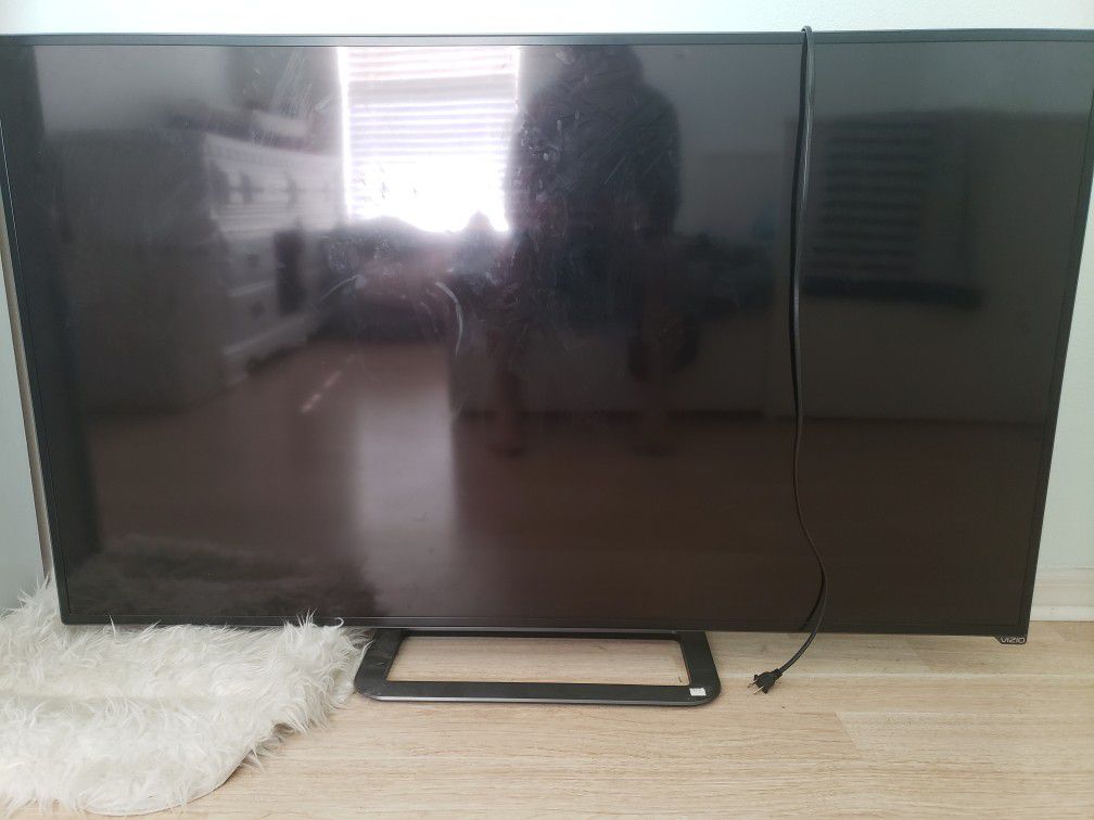 Vizio 60 inch TV