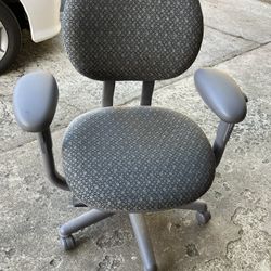 STEELCASE CRITERION PLUS Ergonomic Office Chair