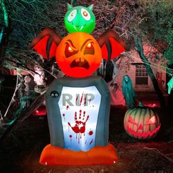 NEW Halloween 7FT Tombstone Bat Airblown Inflatable