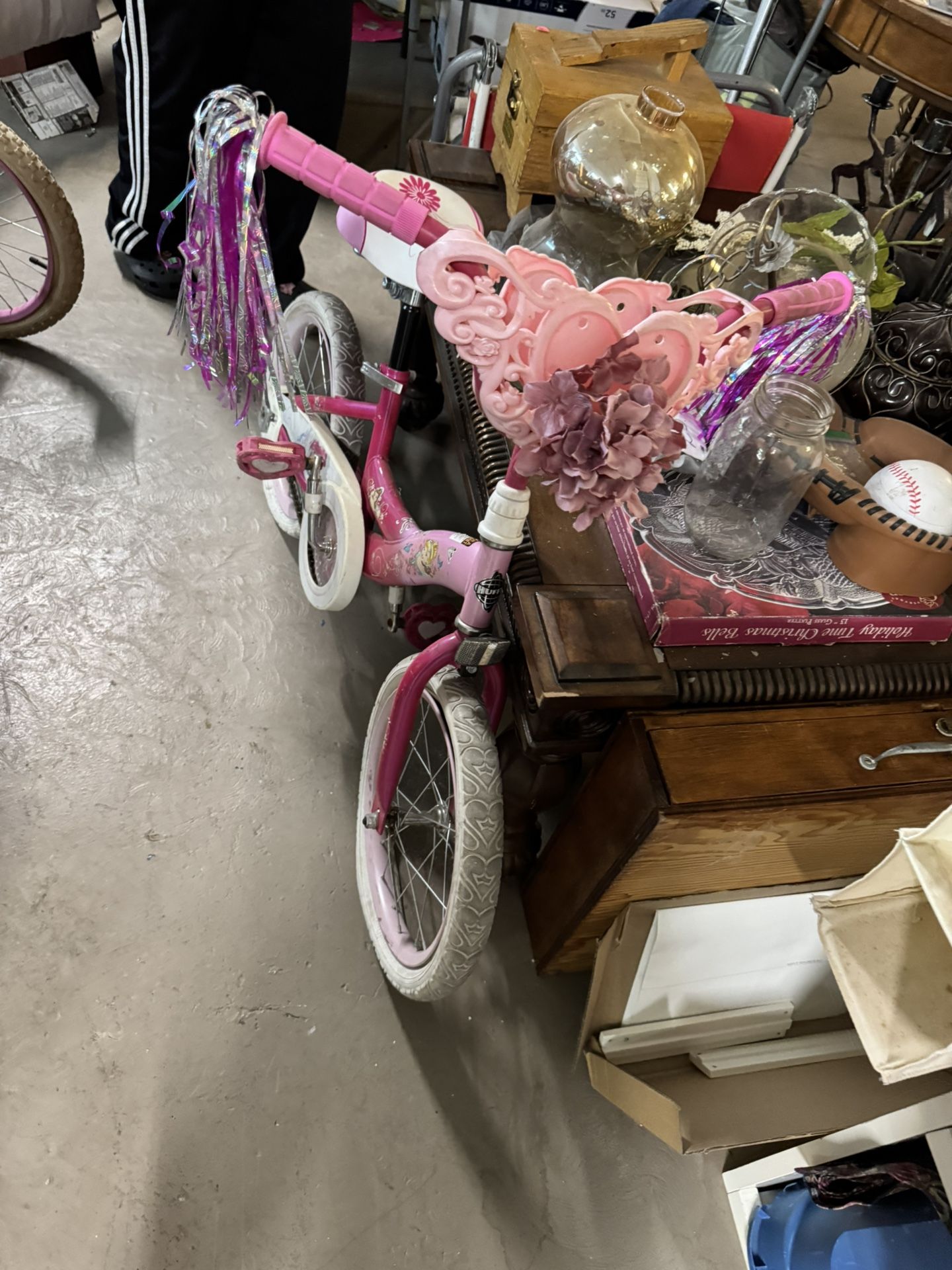 Pink 16 Girls Bike Purple 18 Girls Bike Both New Seats And Handle Covers With Streamers Can Deliver Depends On Location