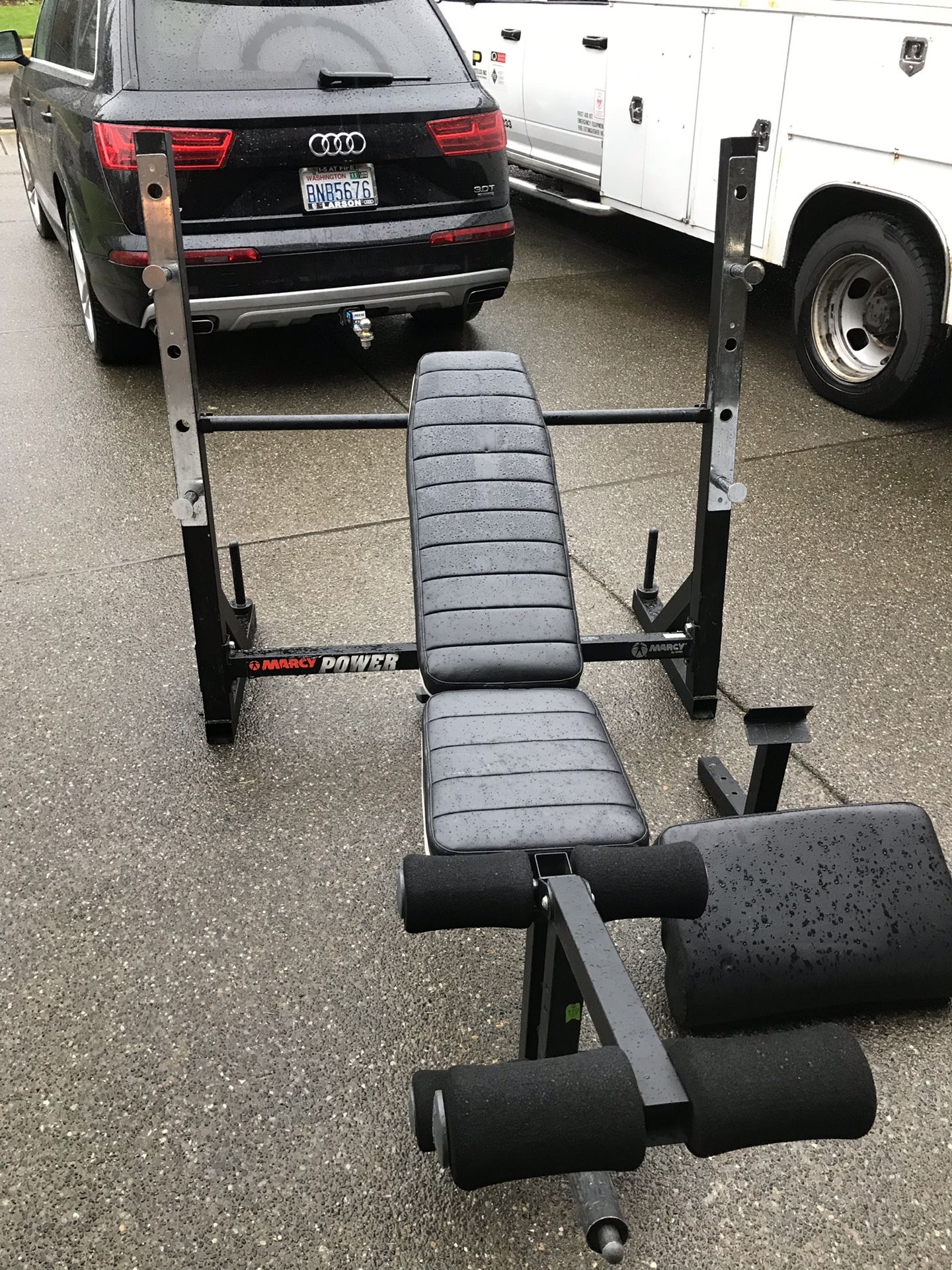 Marcy Flat, Incline and Decline Bench with leg curl and extension and preacher curl