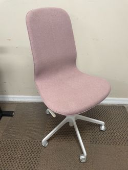 Ikea Conference Swivel Desk Chair, hydraulic height adjustable. Light pinkish color