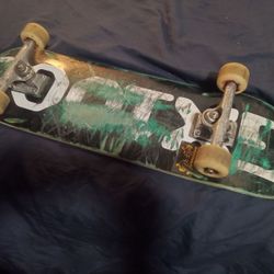 Skateboard Hella Good