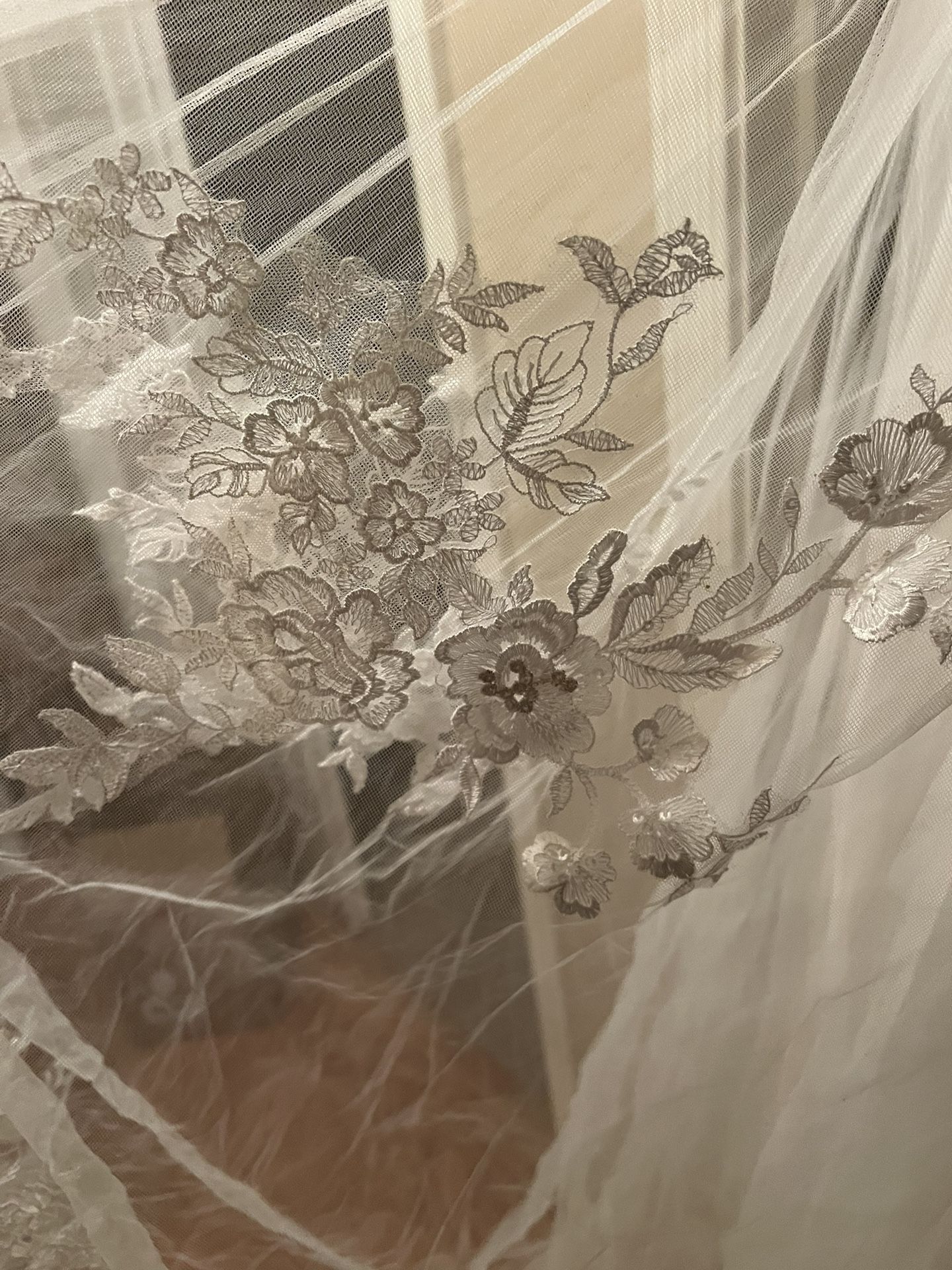 2 Year Old Gently Wore Wedding dress