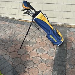 Top Flte Kids Golf Club Set