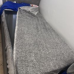 Twin Size Bed 