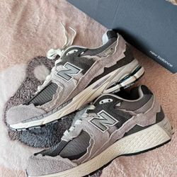  New Balance 2002R Protection