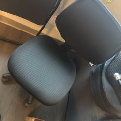 Amazon Basics Office Chair