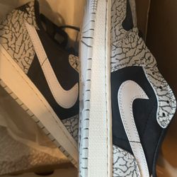 AIR JORDAN 1 OG SIZE 7Y