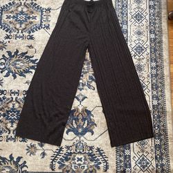 Light-weight Bell Bottom Pants