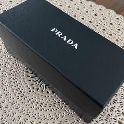 PRADA SUNGLASSES (BLACK)