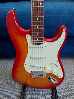 Squier by Fender "Standard Series" Stratocaster Electric Guitar - Cherry Burst