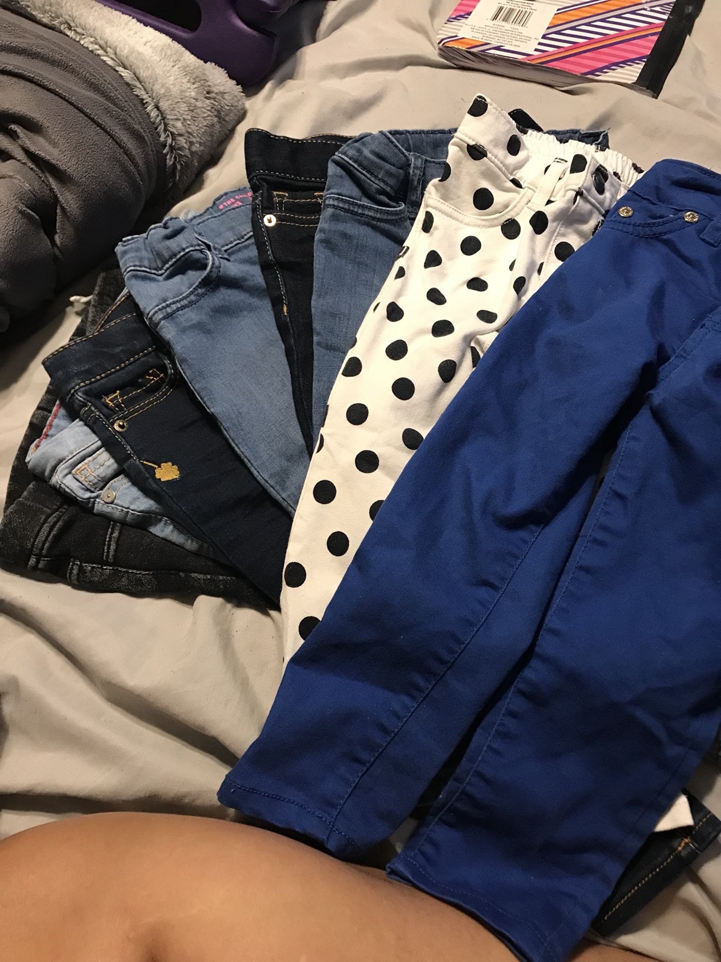 8 pairs of Toddler jeans size 2T