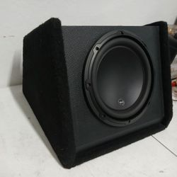 1 - 10" JL Audio W3V3-4 Subwoofer 