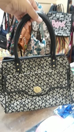 Tommy Hilfiger purse