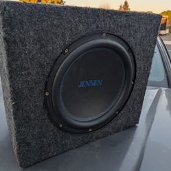 12 inch sub with box