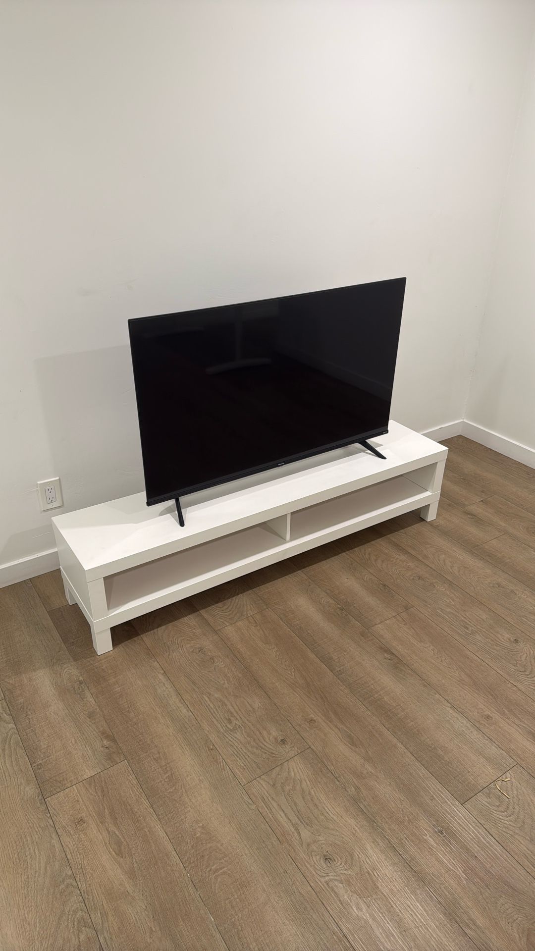 Hisense Roku 50” Smart TV