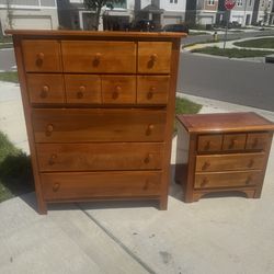 Solid wood, Tall, chest and matching nightstand H50xL40W18 H25x27xW15