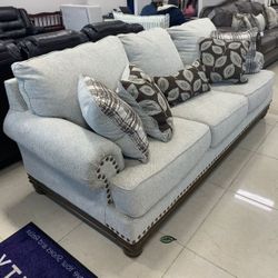 Harleson Wheat Sofa

by Ashley Furniture