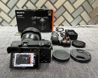 Sony Alpha a6400 Camera w/ Sigma 16mm f/1.4 Lens