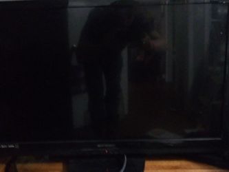 Emerson 32 In Fiat Screen