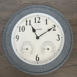 19 inch Faux Concrete Gray Speckled Matte Finish Clock with Thermometer And Hygrometer