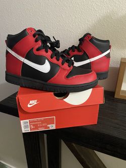  Nike Dunk High “DeadPool” Size 5Y