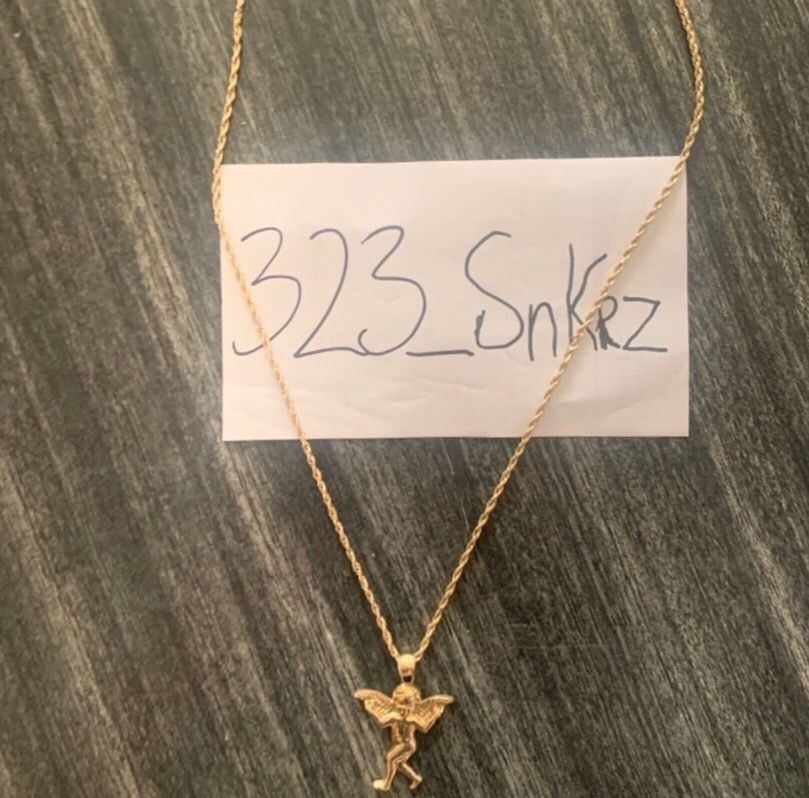 Gold 10k rope chain with angel charm