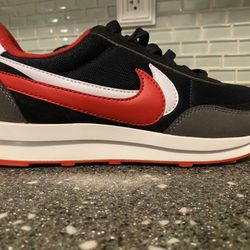 Never Worn!!! Nike Sacai X Size 8  Boys 