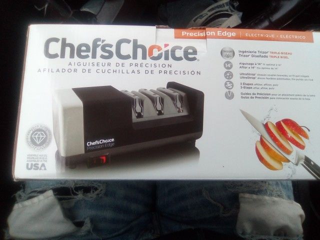 NEW* Chefs Choice Electric Precision Edge Knife Sharpener
