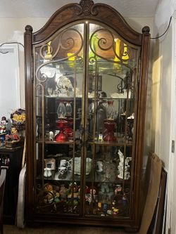 Henredon Tuscan Cabinet
