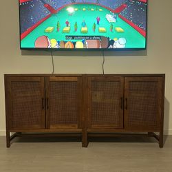 Tv stand