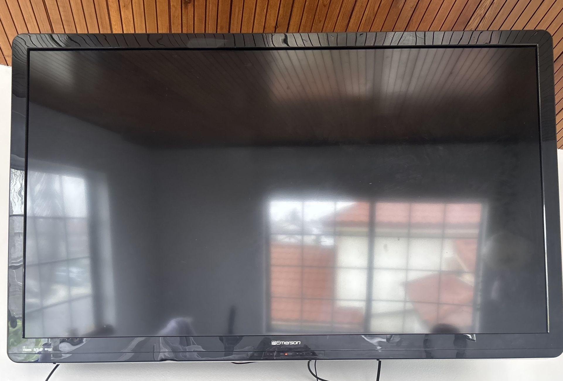 Emerson HDMI 55 Inch Tv