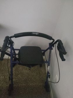 Walker with seat