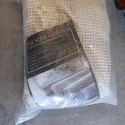 Slip Resistant Rug Mat