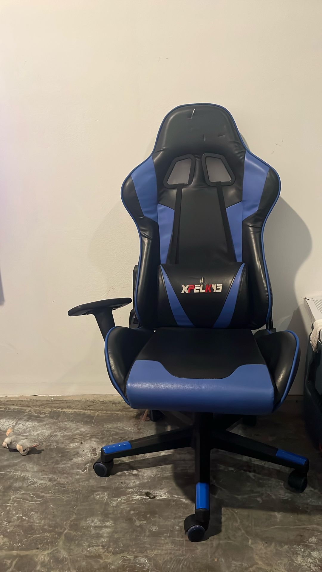 Used game chair