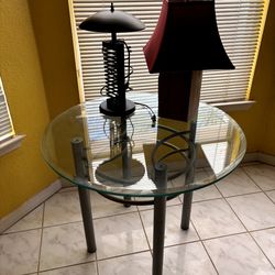 Round Table